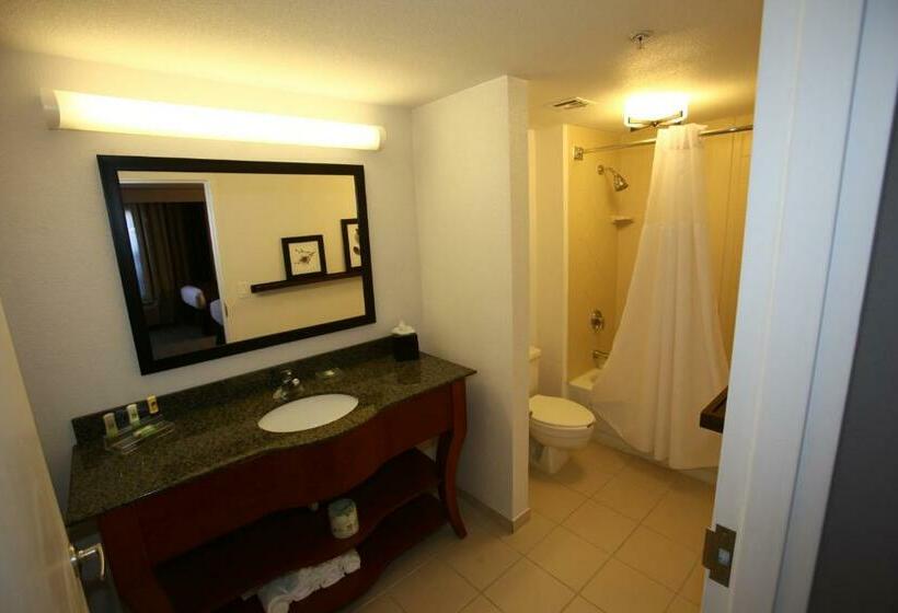 سوئیت برای معلولان, Greentree Inn & Suites Phoenix Sky Harbor