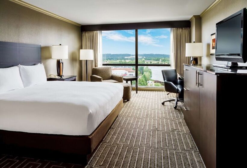 اتاق لوکس, Hilton Charlotte University Place