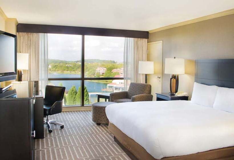 اتاق استاندارد با تخت دوبل, Hilton Charlotte University Place