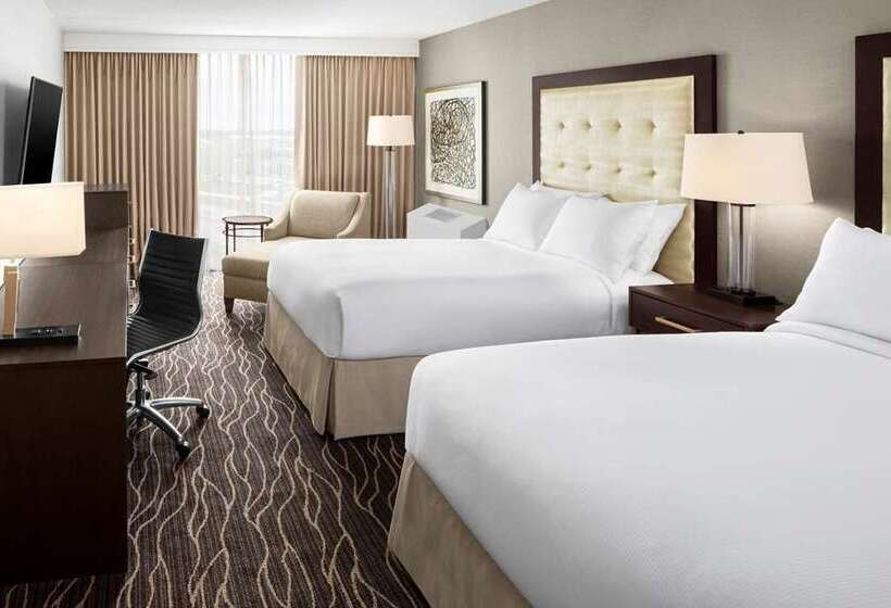 اتاق پرمیوم, Hilton Charlotte University Place