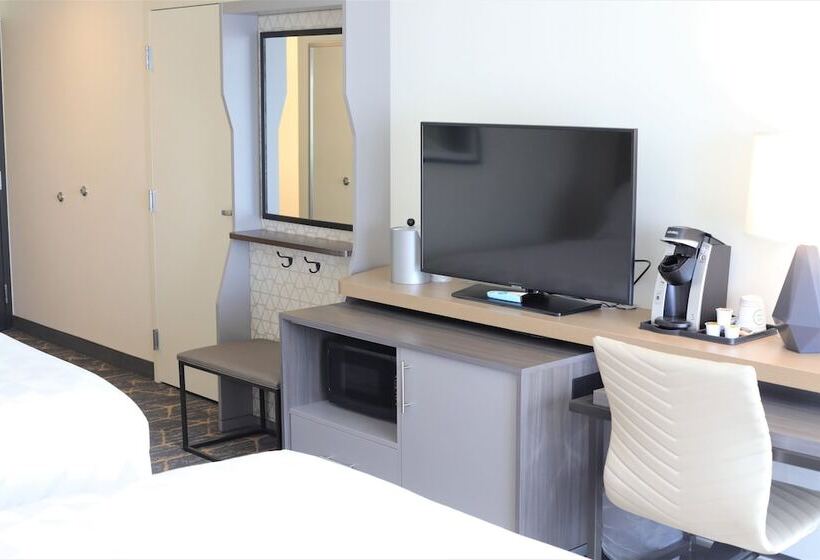 اتاق استاندارد با 2 تخت دوبل, Holiday Inn & Suites St. Cloud, An Ihg