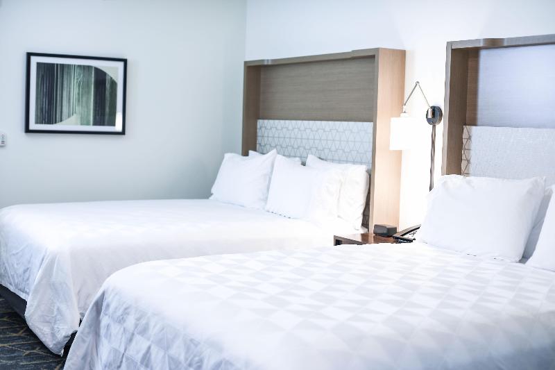 اتاق استاندارد, Holiday Inn & Suites St. Cloud, An Ihg