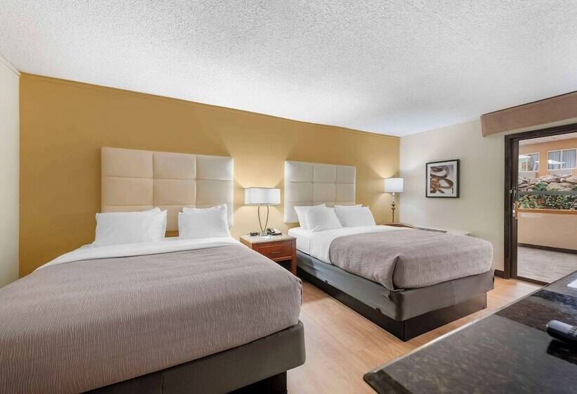 اتاق استاندارد با 2 تخت دوبل, Quality Inn Alamosa