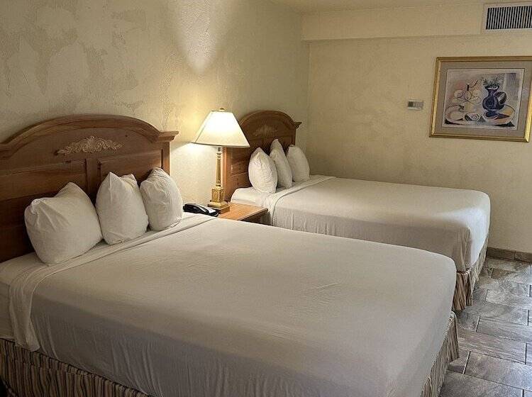 اتاق لوکس, Ramada Hotel & Conference Center By Wyndham Las Cruces