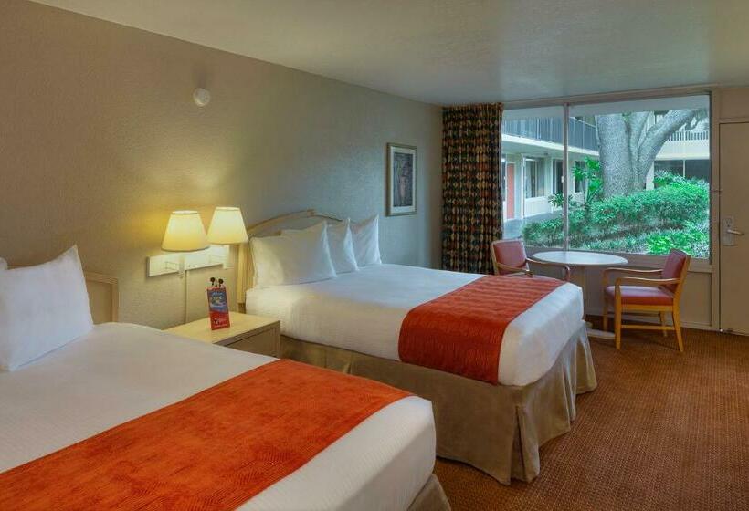 اتاق استاندارد, Ramada By Wyndham Kissimmee Gateway   Free Theme Park Shuttle