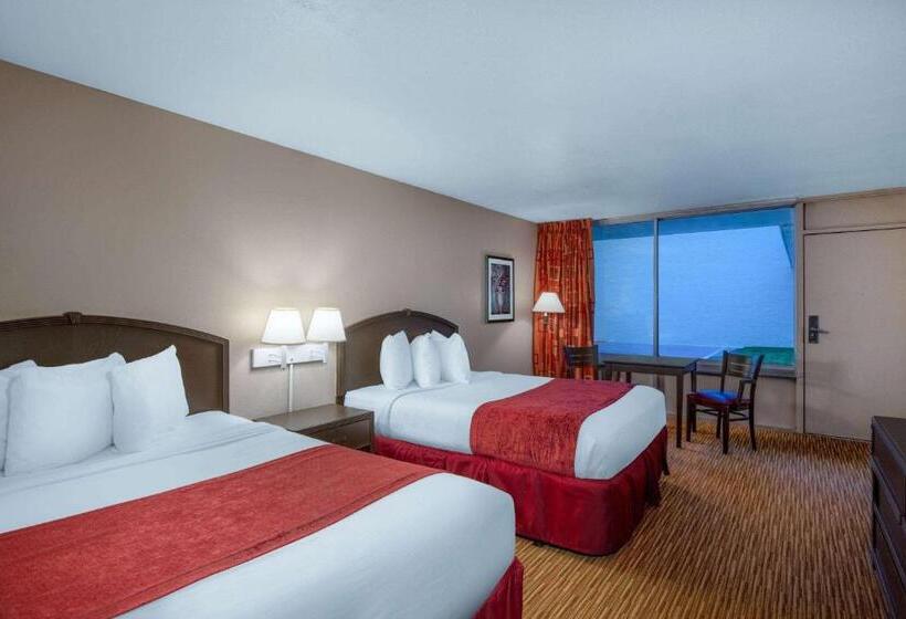 اتاق استاندارد, Ramada By Wyndham Kissimmee Gateway   Free Theme Park Shuttle