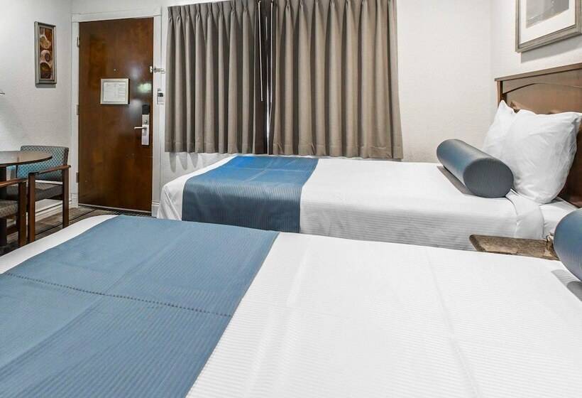 اتاق استاندارد با 2 تخت دوبل, Rodeway Inn & Suites Pacific Coast Highway
