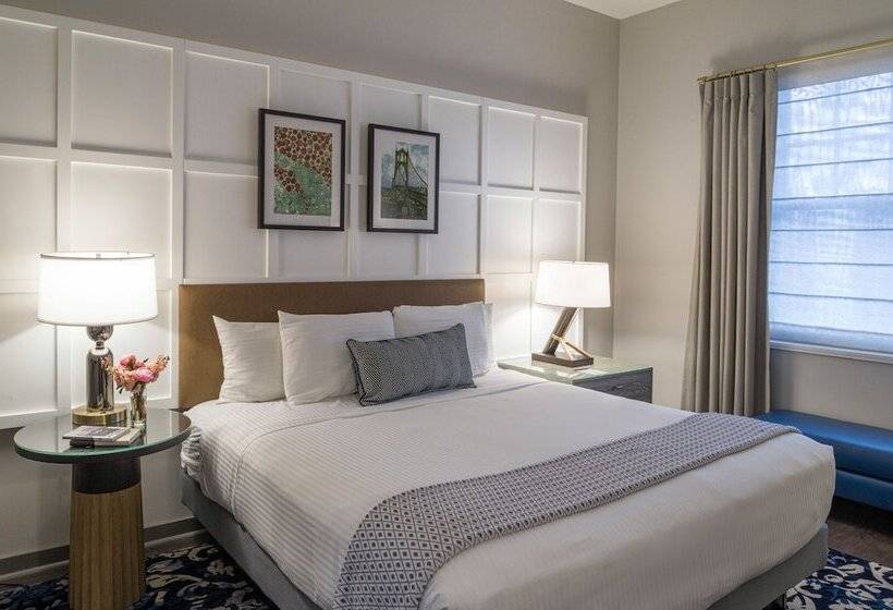 اتاق لوکس با تخت بزرگ, Heathman