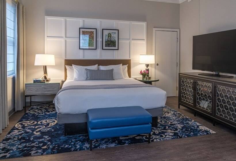 اتاق لوکس با تخت بزرگ, Heathman