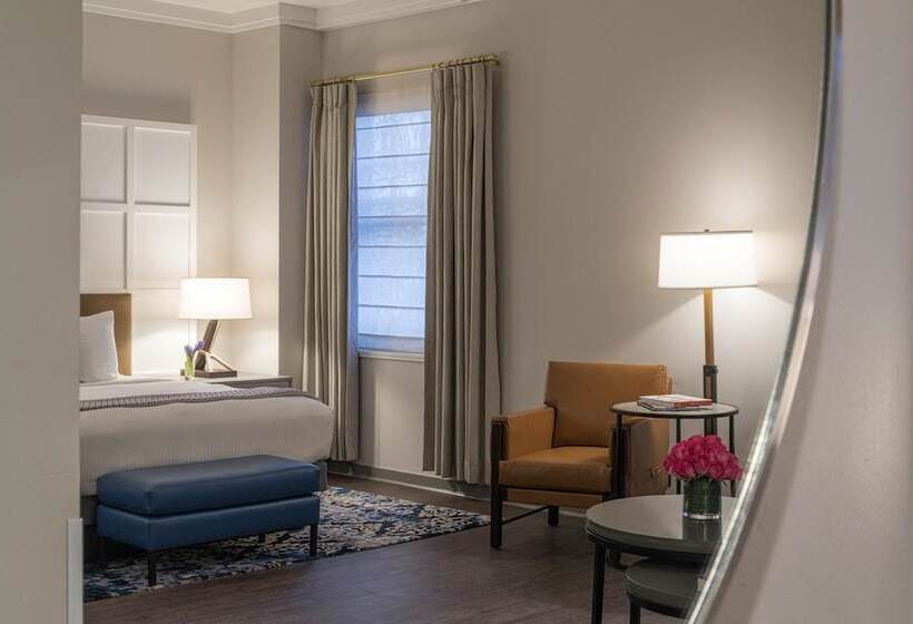 استودیوی استاندارد, Heathman