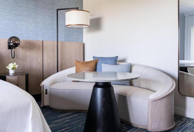 اتاق استاندارد در طبقه همکف, The Ritz Carlton Dallas, Las Colinas