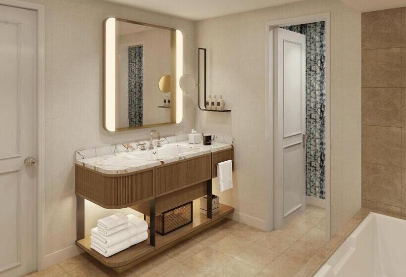 اتاق استاندارد با چشم‌انداز زمین, The Ritz Carlton Dallas, Las Colinas