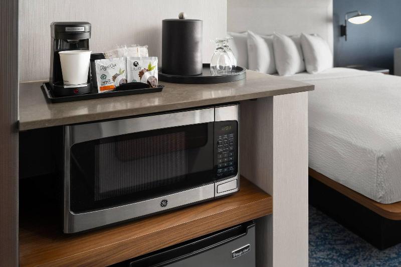 اتاق استاندارد با تخت بزرگ, Courtyard By Marriott San Diego Mission Valley/hotel Circle