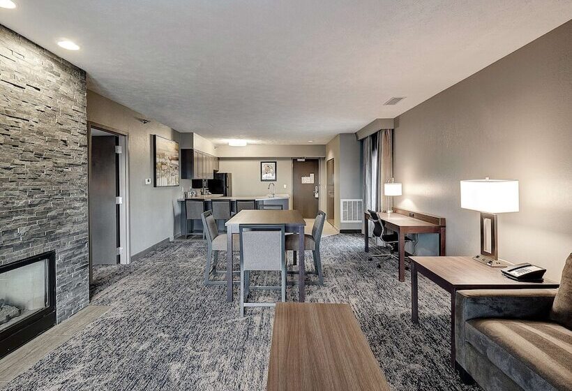 سوئیت پرزیدنت, Doubletree By Hilton Hotel Bloomington