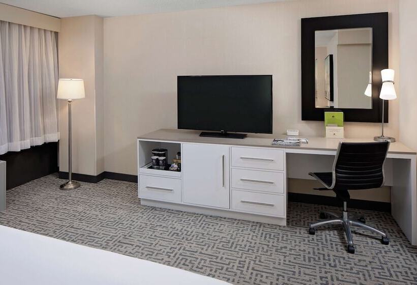 스탠다드 룸 더블 침대 2개, Doubletree By Hilton  Chicago  Magnificent Mile