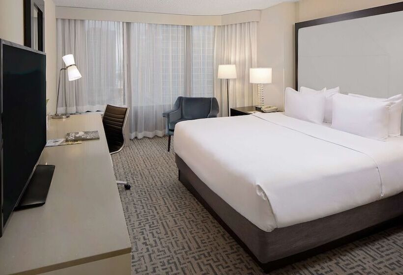 Chambre Standard Lit King Size, Doubletree By Hilton  Chicago  Magnificent Mile