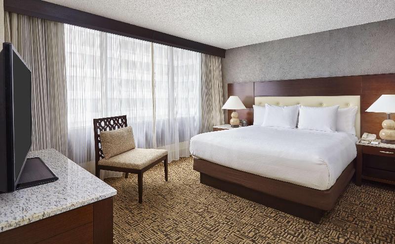 اتاق استاندارد با تخت بزرگ, Doubletree Washington Dc Crystal City