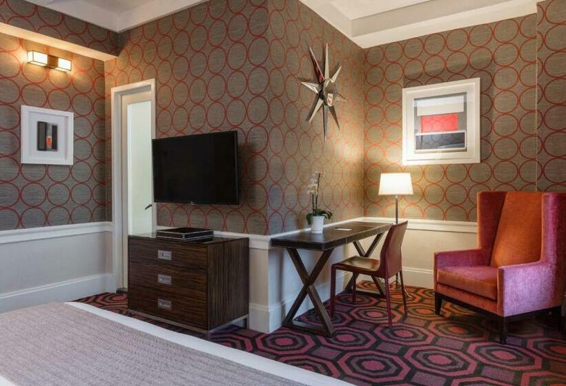 اتاق لوکس با تخت بزرگ, The Empire Hotel New York