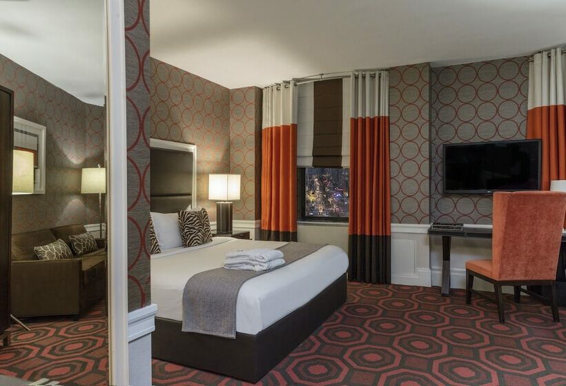سوییت جونیور, The Empire Hotel New York