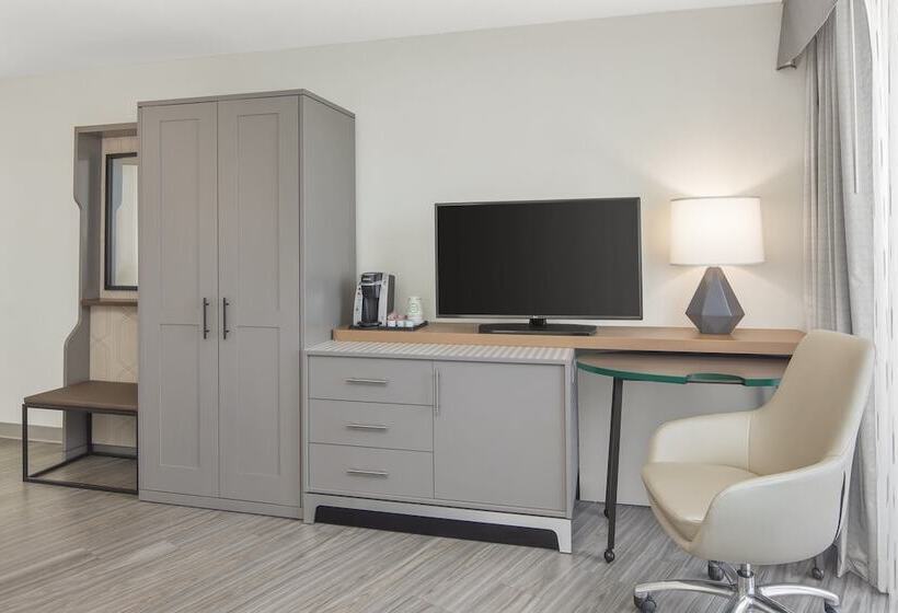 اتاق استاندارد, Holiday Inn Charleston Riverview, An Ihg