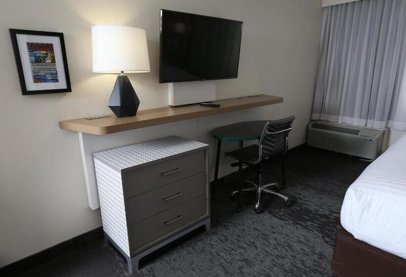 Estudio Estándar Cama King, Holiday Inn Chicago North Shore