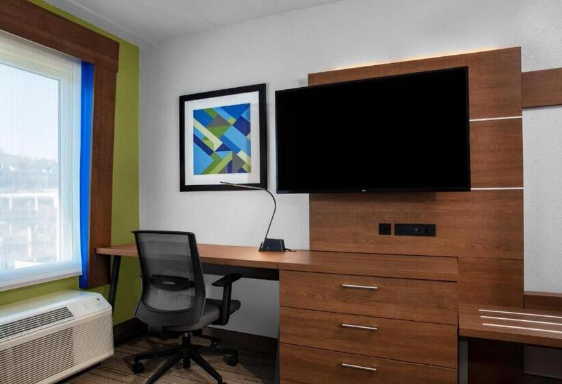 اتاق استاندارد با تخت بزرگ برای معلولان, Holiday Inn Express Charleston Civic Center, An Ihg