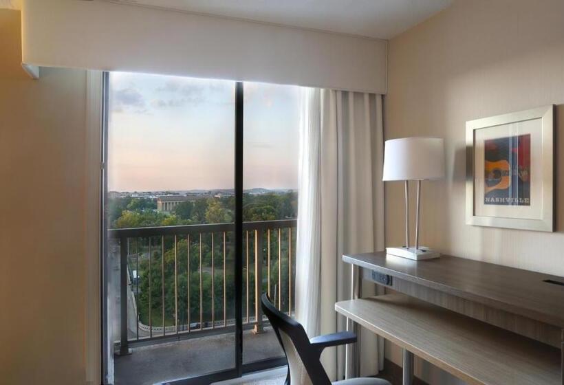 اتاق استاندارد با چشم‌انداز پارک, Holiday Inn Nashville Vanderbilt, An Ihg