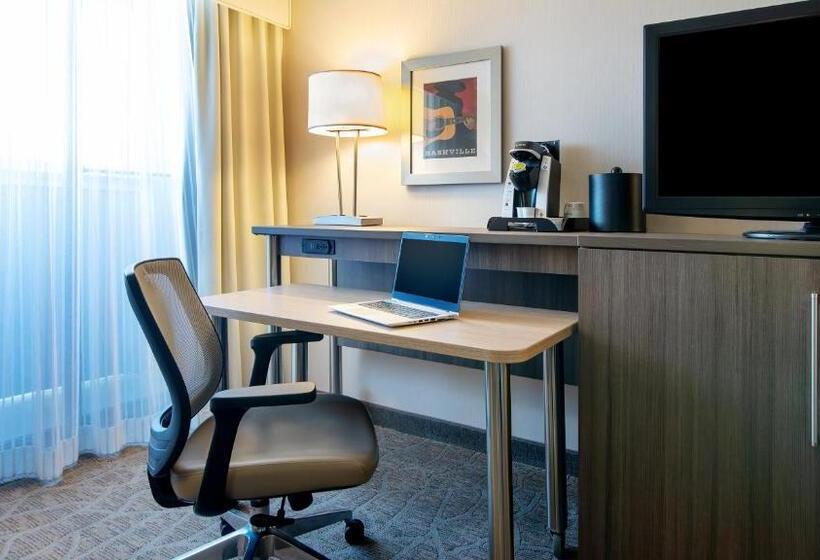 اتاق استاندارد برای معلولان, Holiday Inn Nashville Vanderbilt, An Ihg