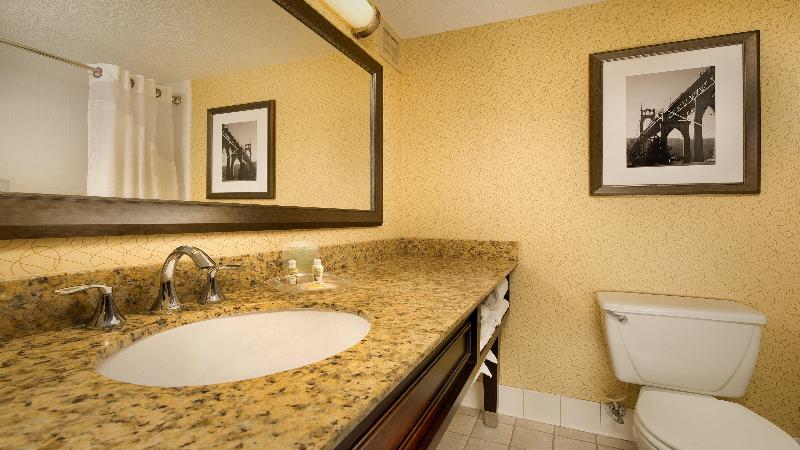 اتاق استاندارد با تخت بزرگ, Holiday Inn Portland Airport I 205, An Ihg