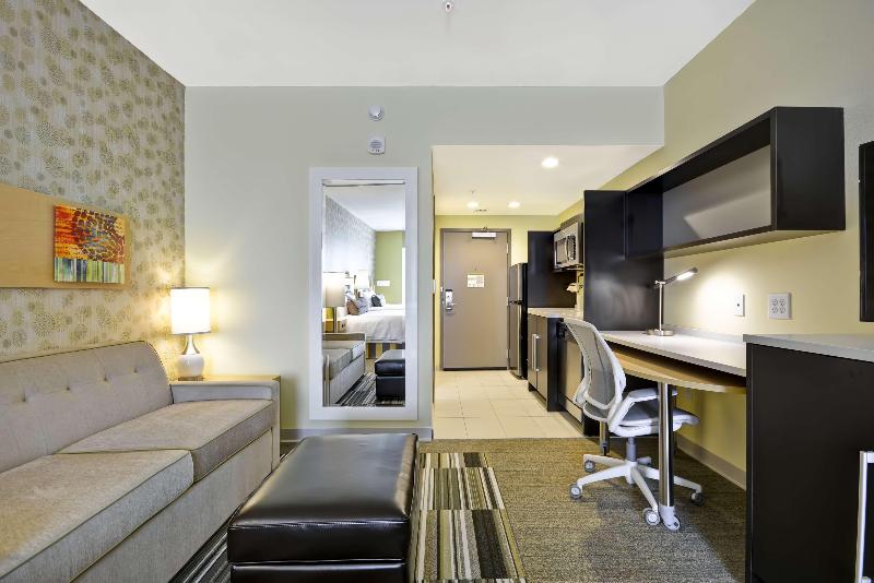 سوئیت با تخت بزرگ, Holiday Inn Raleigh Downtown, An Ihg