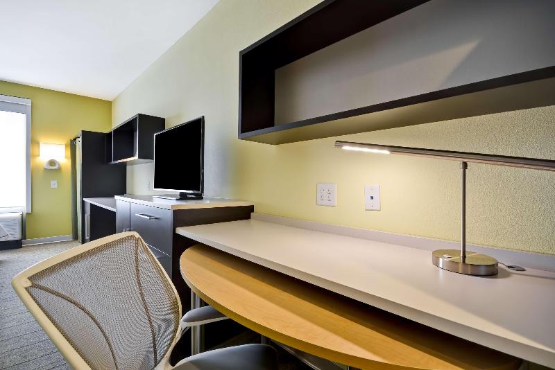سوئیت با تخت بزرگ, Holiday Inn Raleigh Downtown, An Ihg
