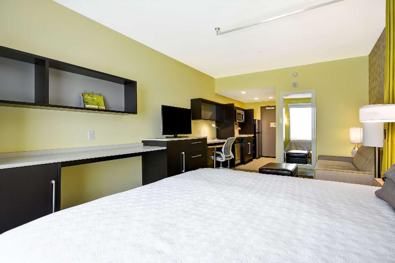 سوئیت با تخت بزرگ, Holiday Inn Raleigh Downtown, An Ihg