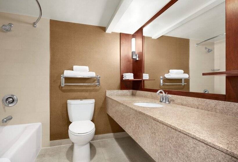 اتاق استاندارد با 2 تخت دوبل, Holiday Inn Los Angeles Gateway Torrance, An Ihg