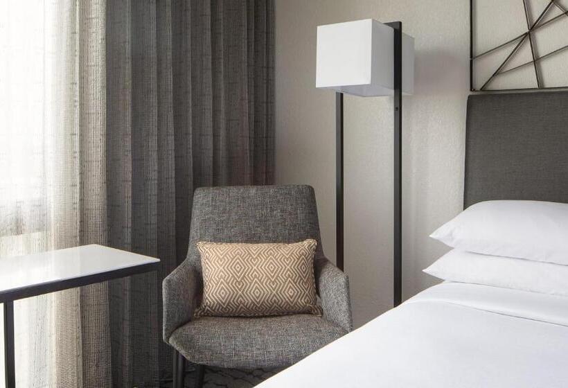 اتاق استاندارد با تخت بزرگ, Houston Marriott South At Hobby Airport