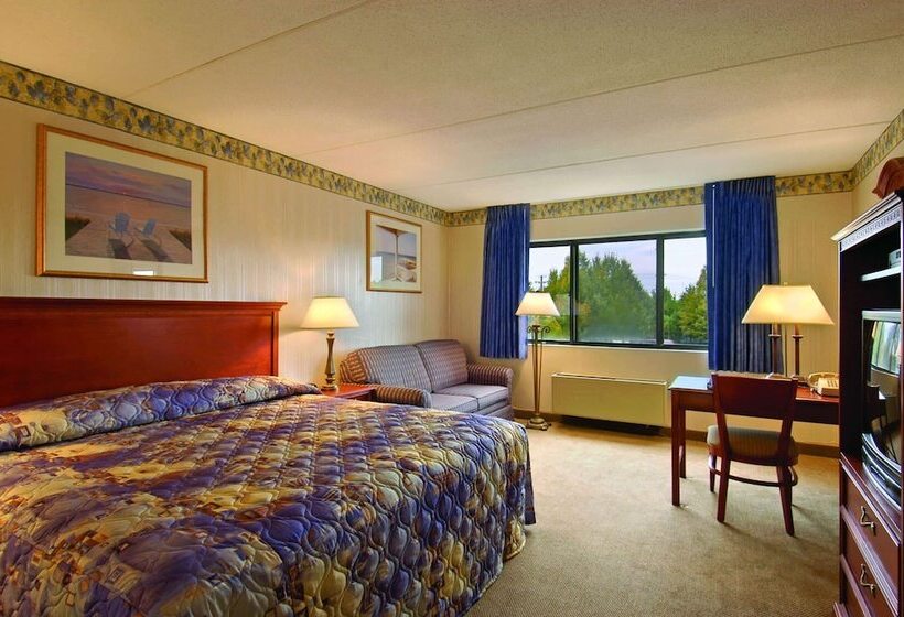 Business Room, Howard Johnson  By Wyndham South Portland