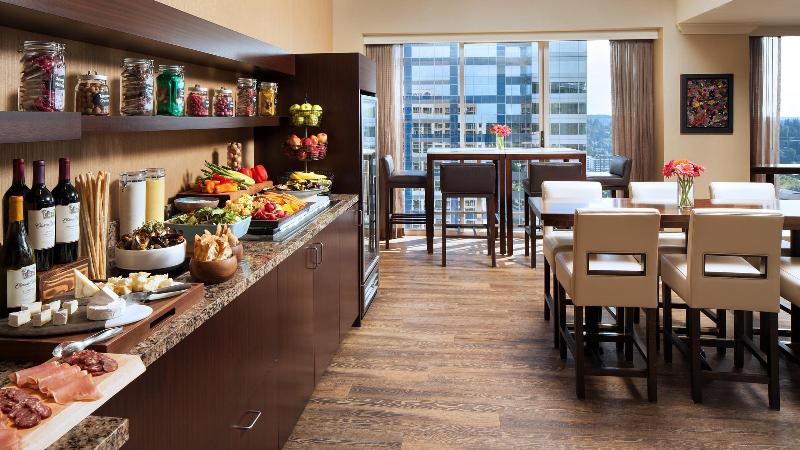 Quarto Club, Hyatt Regency Bellevue