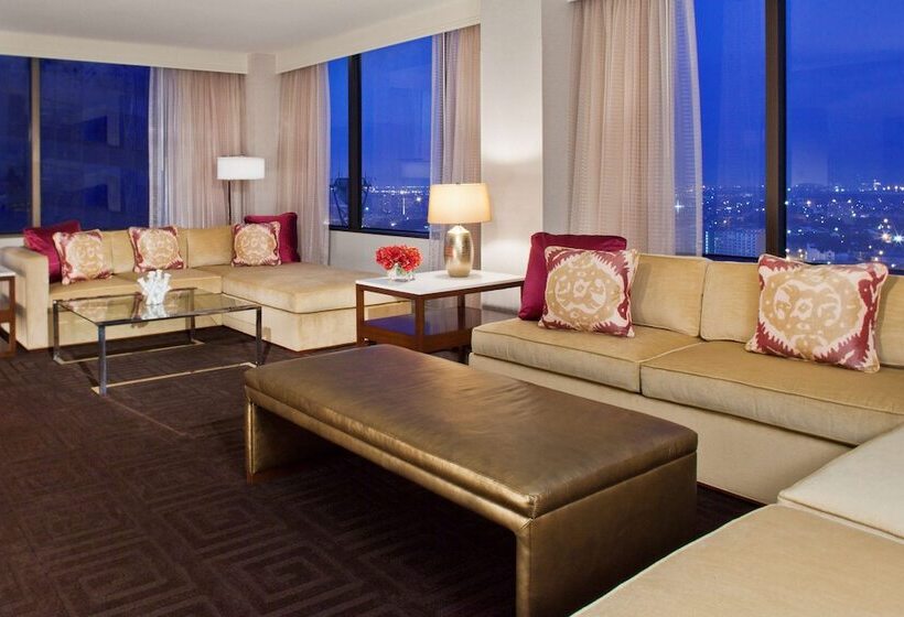 Люкс Superior, Hyatt Regency New Orleans
