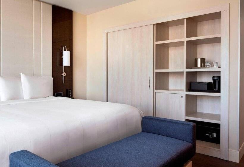 اتاق استاندارد با تخت دوبل, Irvine Marriott