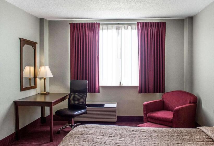 اتاق استاندارد با تخت بزرگ, Quality Inn & Conference Center