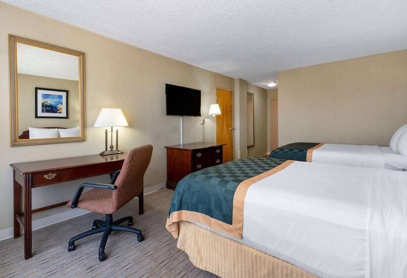 اتاق لوکس, Ramada By Wyndham Reno Hotel & Casino