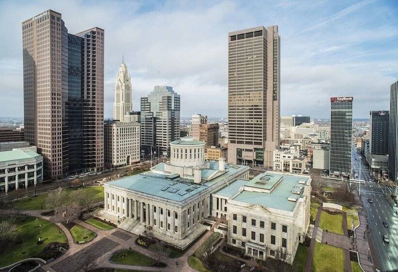 Номер Стандарт 2 Двуспальные Кровати, The Plaza Hotel Columbus At Capitol Square