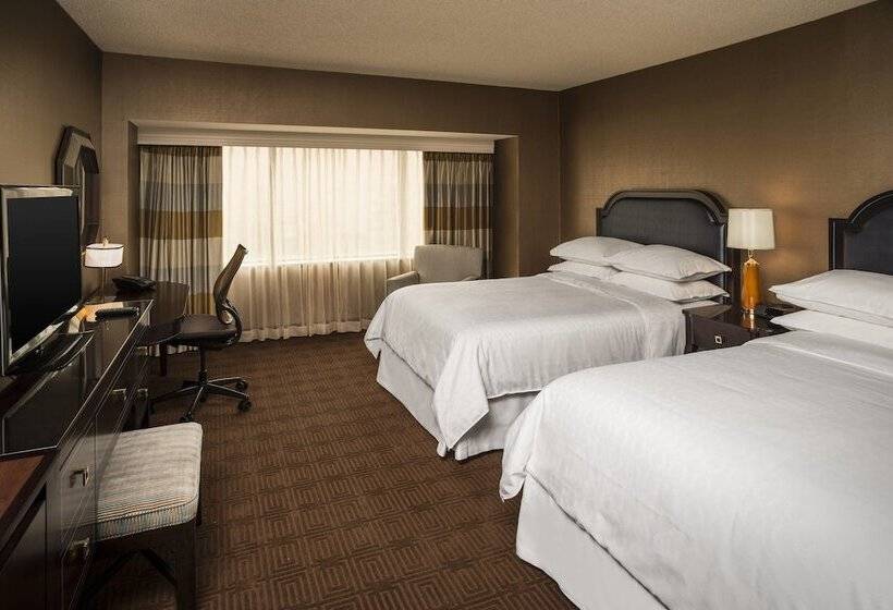 Номер Стандарт 2 Двуспальные Кровати, The Plaza Hotel Columbus At Capitol Square