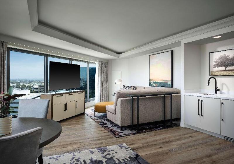 سوئیت با تخت بزرگ, Sonesta Irvine John Wayne Airport
