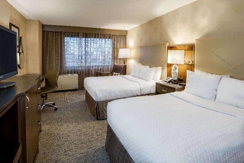 Deluxe Room, Sonesta White Plains Downtown