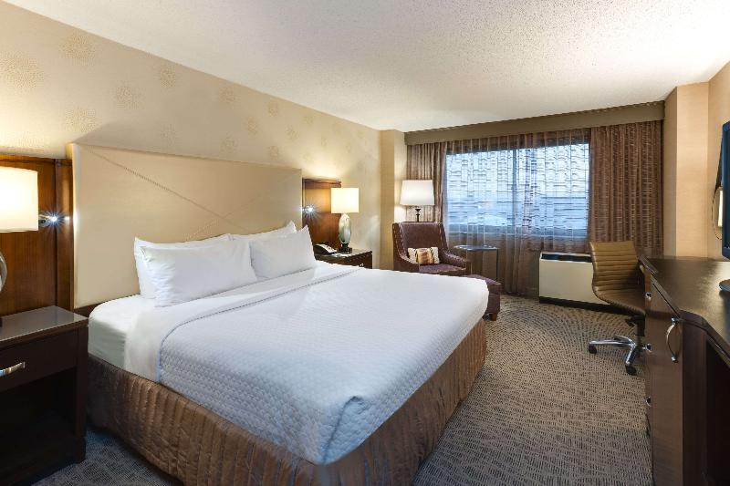 Deluxe Room, Sonesta White Plains Downtown