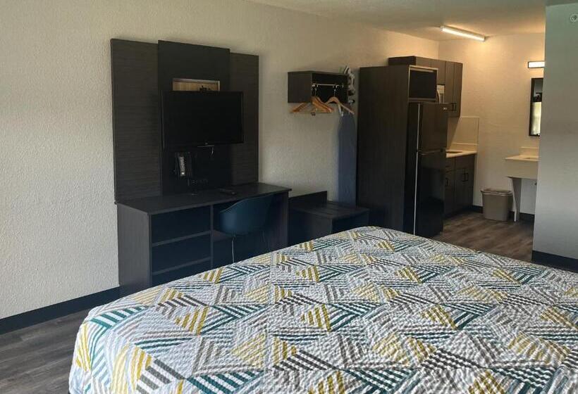 带大床的标准间, Studio 6 Alvin, Tx