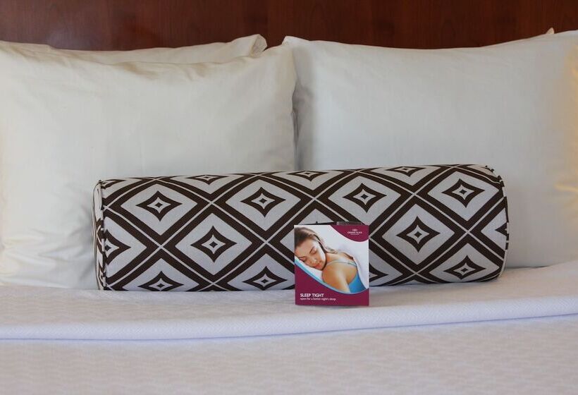 اتاق استاندارد با 2 تخت دوبل, Crowne Plaza Ventura Beach, An Ihg
