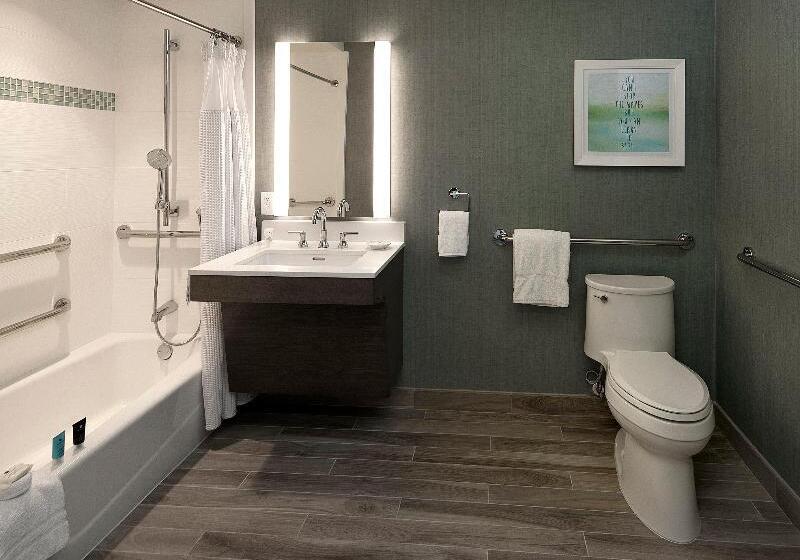 اتاق استاندارد برای معلولان, Crowne Plaza Ventura Beach, An Ihg