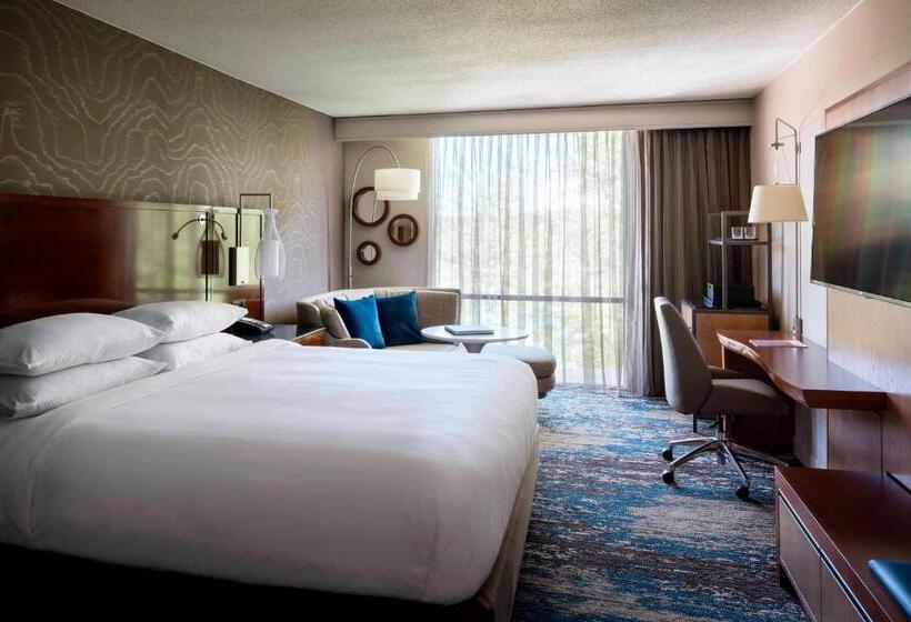 اتاق استاندارد با تخت بزرگ, Boston Marriott Newton