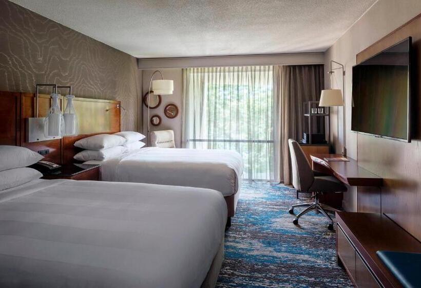 اتاق استاندارد با تخت بزرگ, Boston Marriott Newton